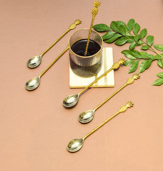 Pineapple coffee stirrer in gold finish SO6