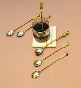 Pineapple coffee stirrer in gold finish SO6