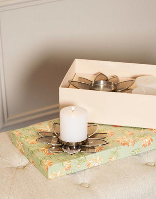 Lotus shape tea light holder with brown glass