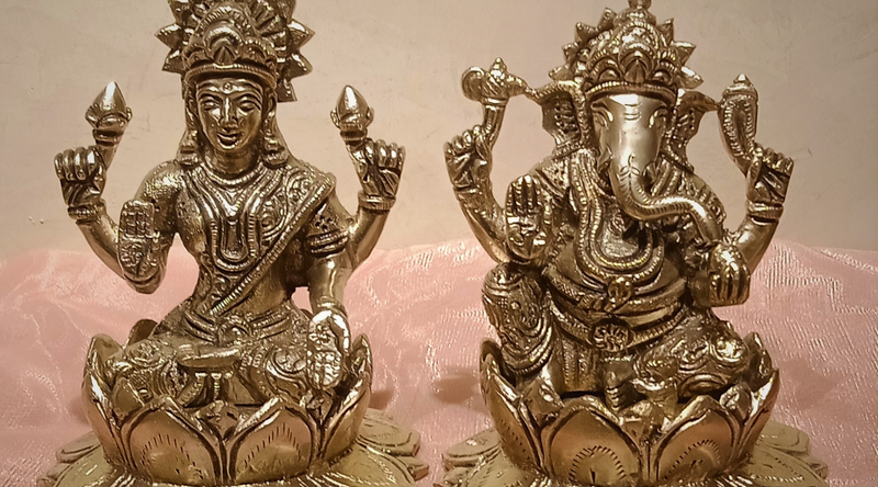 Divinity / Idol