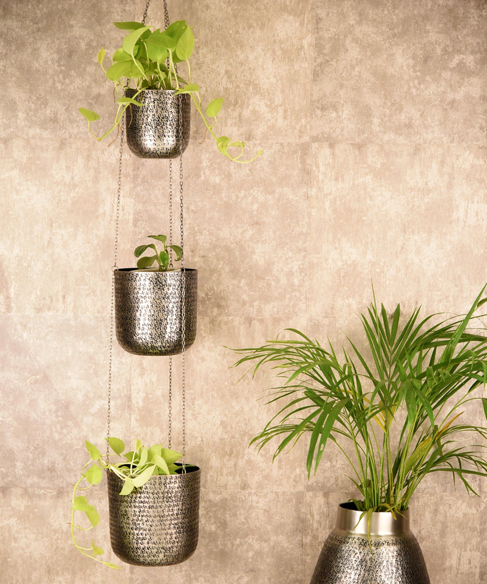 Khurduri Texture Hanging Planter