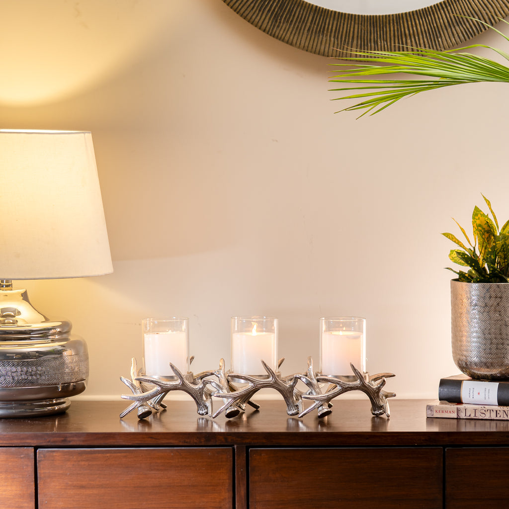 3 light branched candle holder - Gold