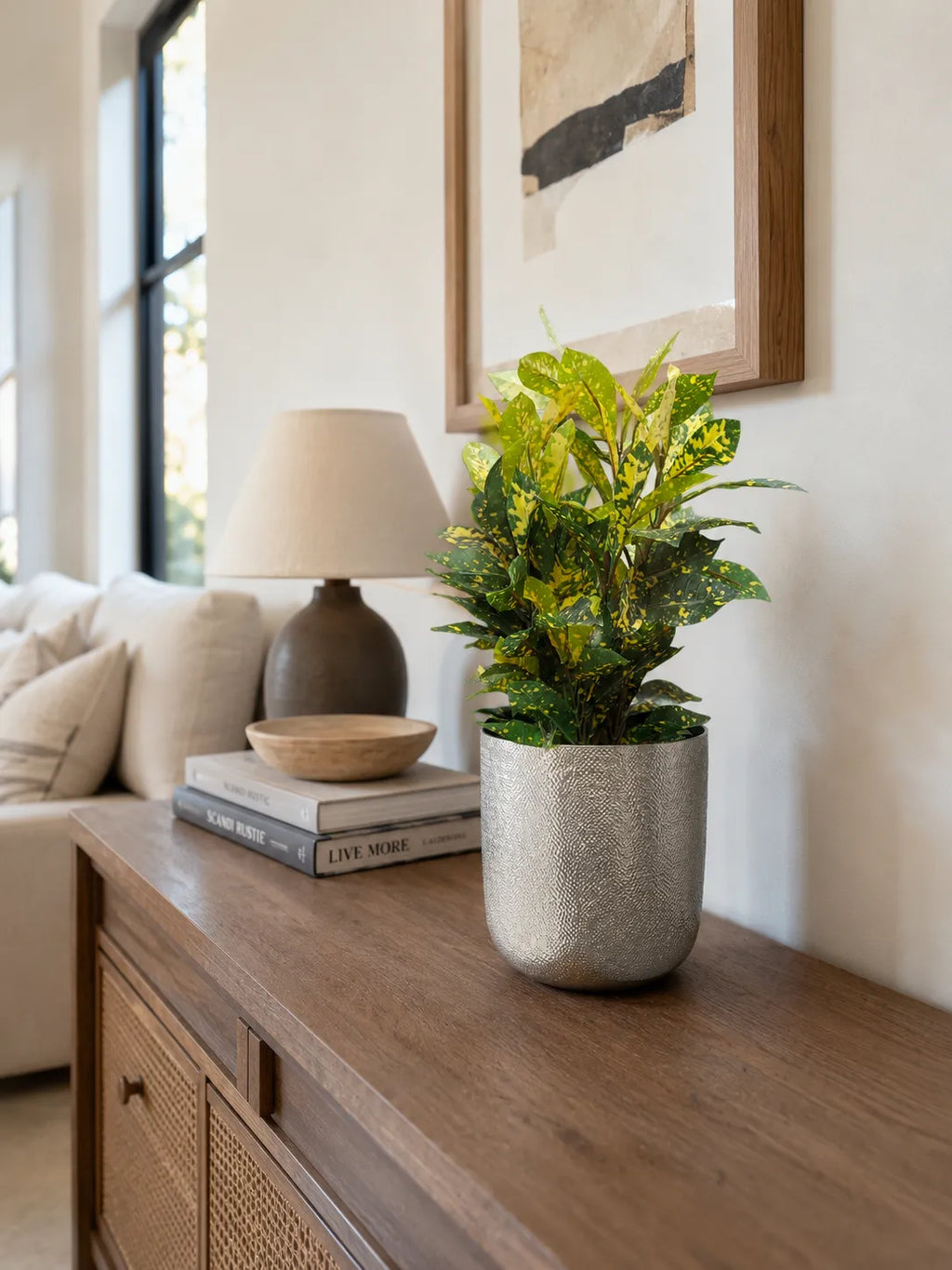 Chatai Texture Planter Br.Antiq.