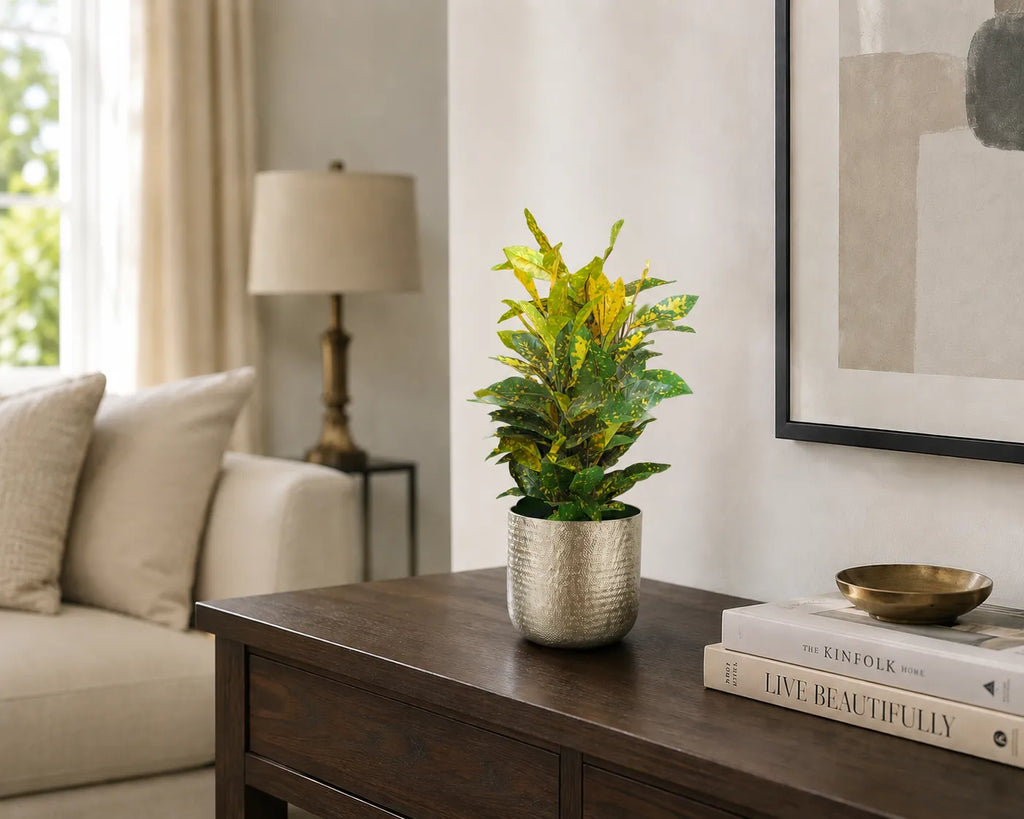 Chatai Texture Planter Br.Antiq.