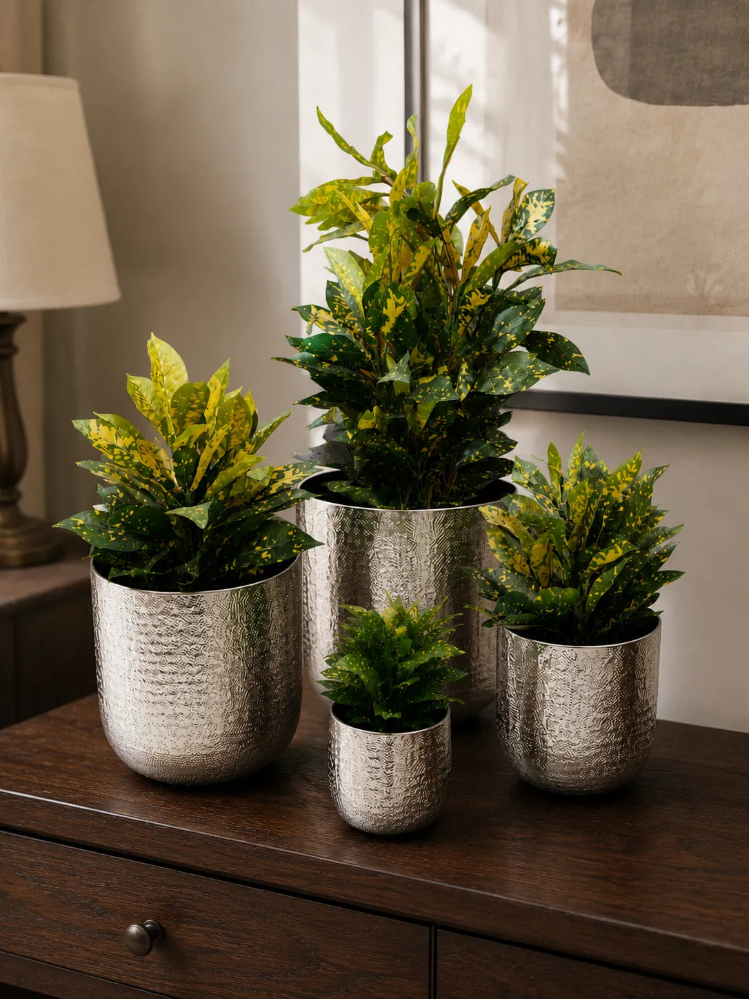 Chatai Texture Planter Br.Antiq.