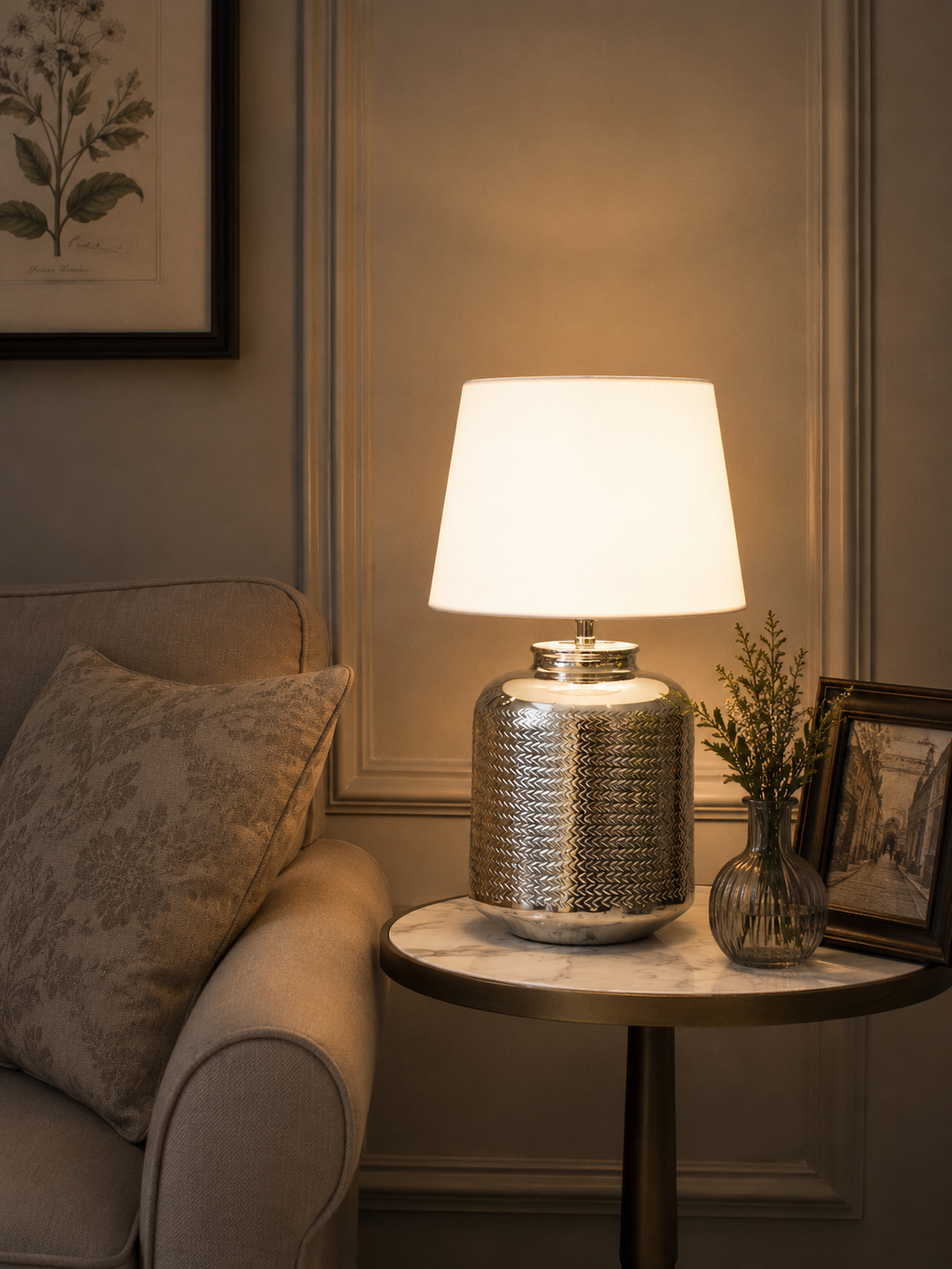 RATTAN TEXTURE LAMP IN GOLD ANTIQUE FINISH