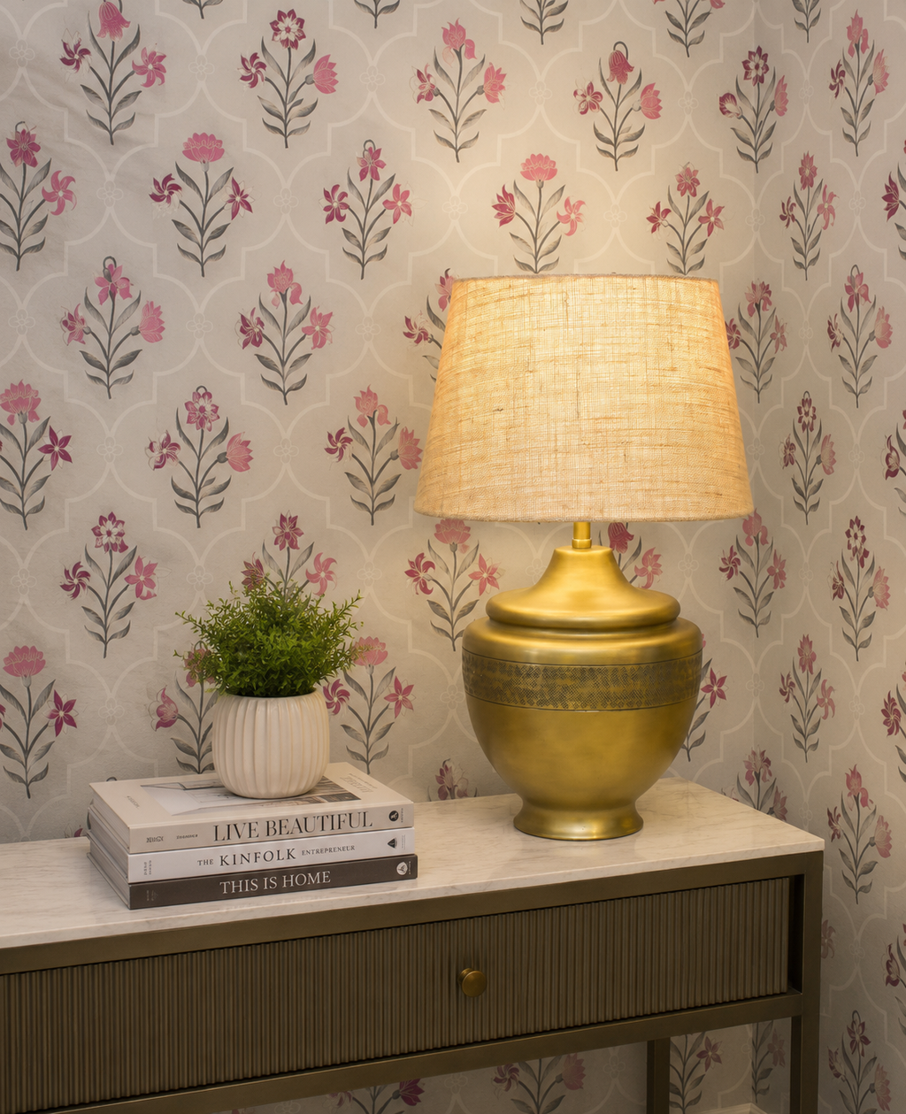Chatai Strip Table lamp in Gold finish wide