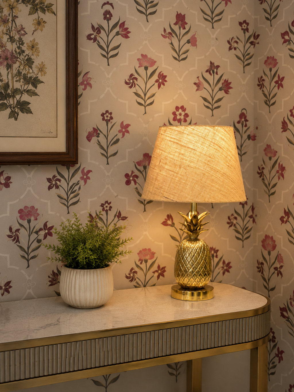 Pineapple Lamp