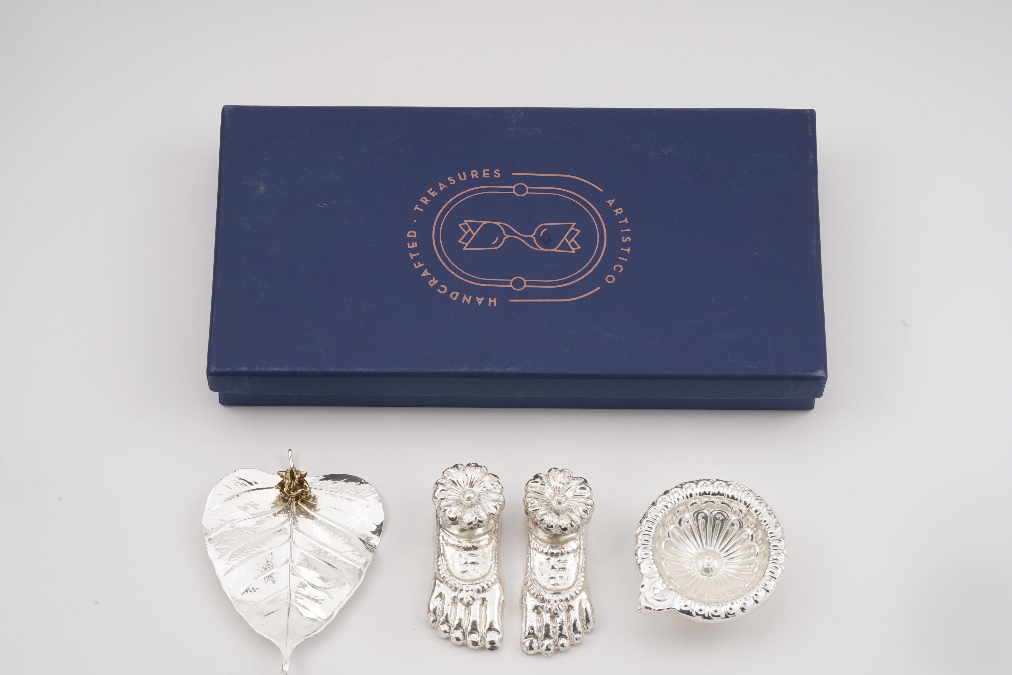 Diwali Hamper Silver including (Diva, Charan & Orchid)