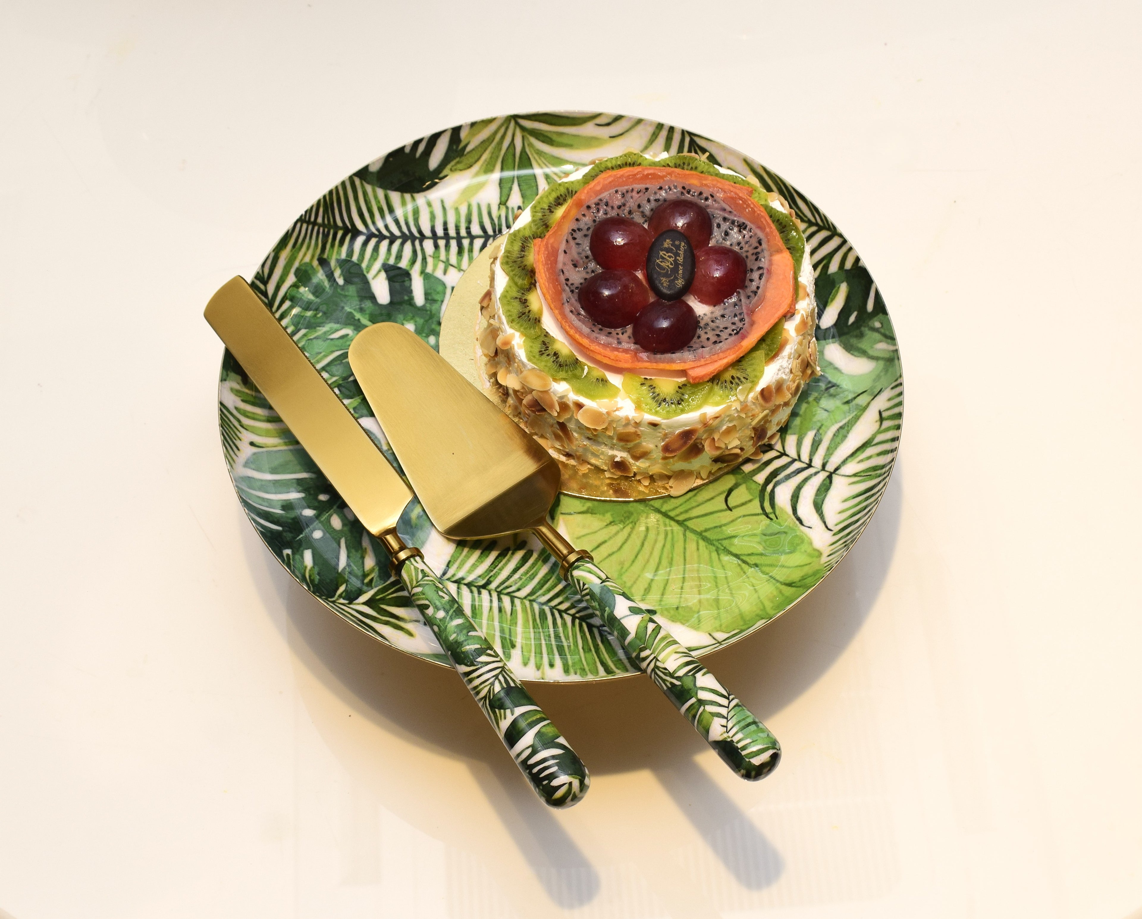 Printed Enamel Cake Platter with Server