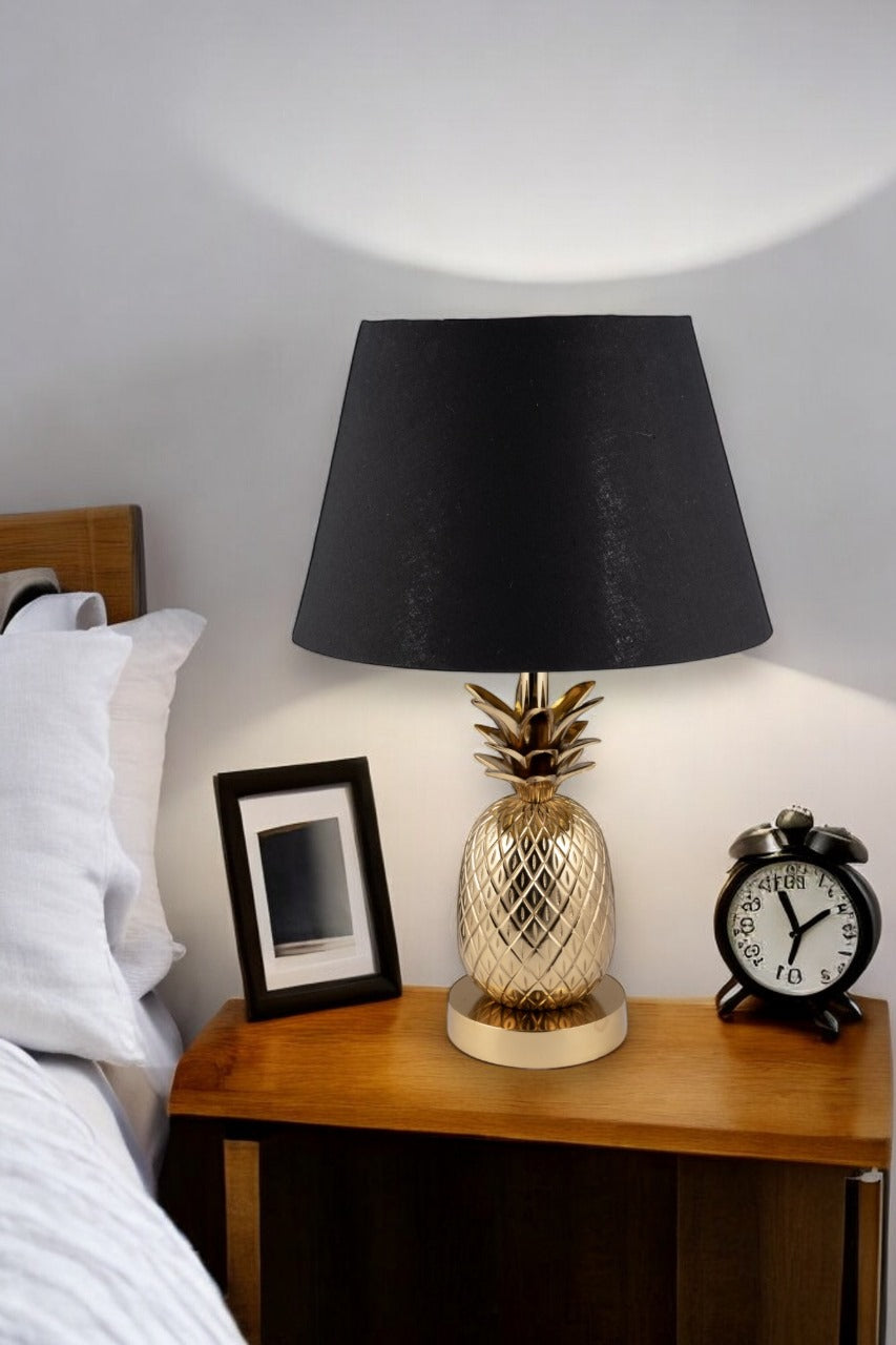Pineapple lamp